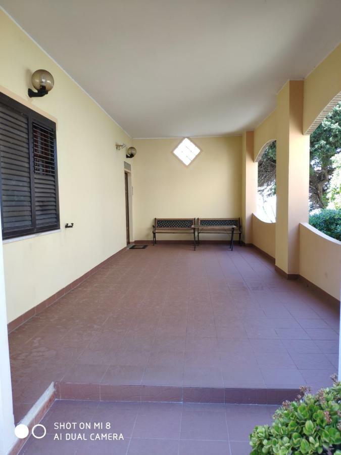 Old Style Flat Apartment Nebida Luaran gambar