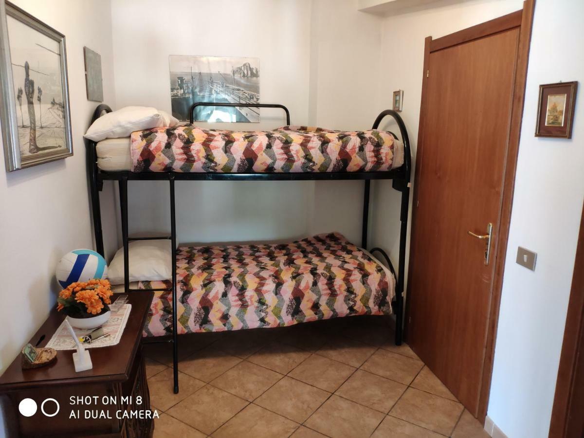 Old Style Flat Apartment Nebida Luaran gambar
